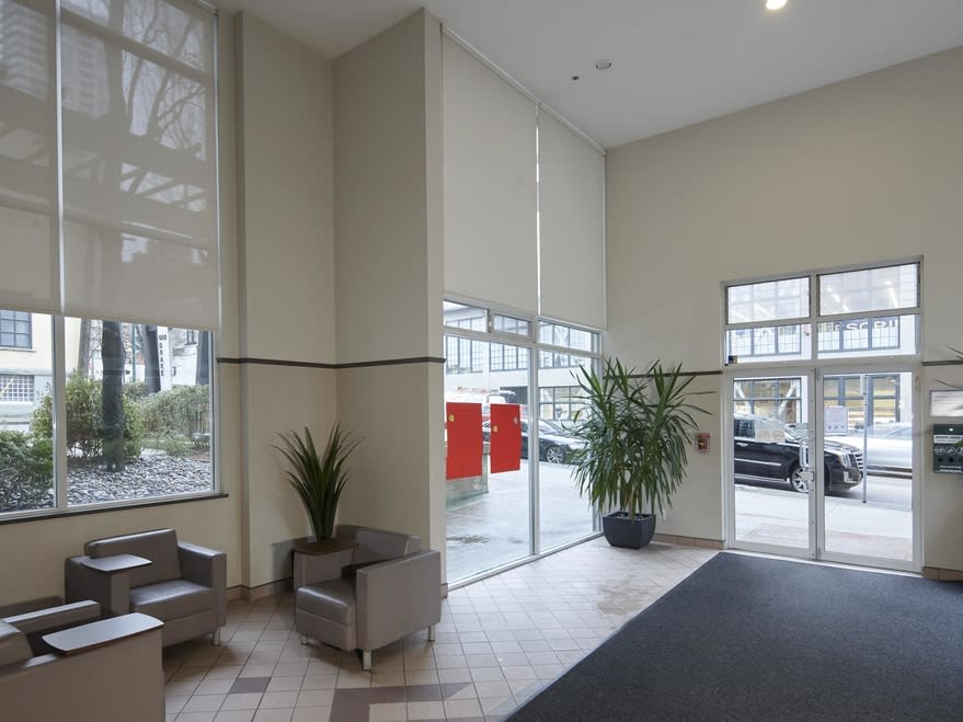 600 Drake Rental Vancouver, BC